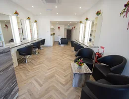 Rosser Hairdressing & Luxury Hair Extension Specialist