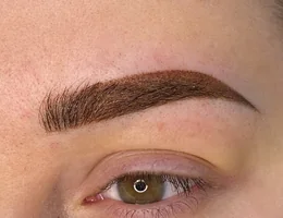 Kerri Crawshaw Permanent MakeUp